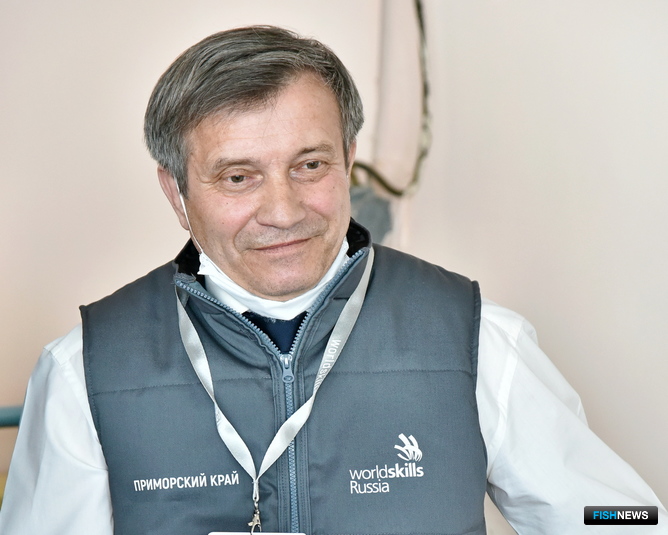 Преподаватель ВМРК, заместитель главного эксперта соревнований Николай МЕЛЕШКО