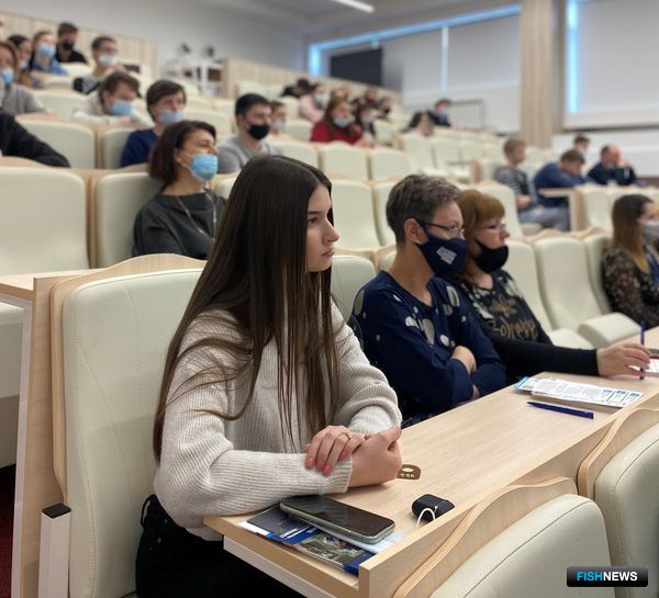 Будущие студенты узнали о карьерных перспективах в рыбной отрасли
