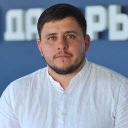 Генеральный директор рыбодобывающей компании «Дальрыба» Денис МАЛАХОВ