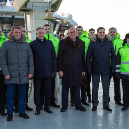 Руководитель Росрыболовства Илья ШЕСТАКОВ, губернатор Санкт-Петербурга Александр БЕГЛОВ, первый зампред комитета СФ по аграрно-продовольственной политике и природопользованию Сергей МИТИН, губернатор Архангельской области Александр ЦЫБУЛЬСКИЙ