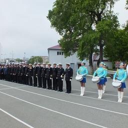 Встречали судно торжественно