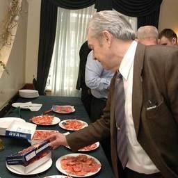 Дегустация продукции Ассоциации креветколовов Дальнего Востока. Владивосток, февраль, 2007