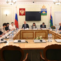 Проблемы рыбоводческих хозяйств региона обсудили на заседании профильной рабочей группы. Фото пресс-службы Тюменской областной думы
