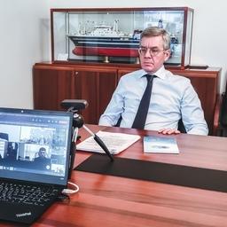 Президент ВАРПЭ Герман ЗВЕРЕВ и руководители отраслевых объединений Дальнего Востока обсудили ситуацию с законопроектом об электронных аукционах. Фото пресс-службы ассоциации