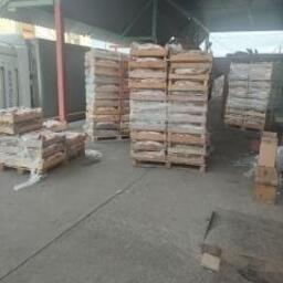 Опасную рыбопродукцию хранили в складских и производственных помещениях предприятия. Фото пресс-службы следственного управления СК России по Астраханской области