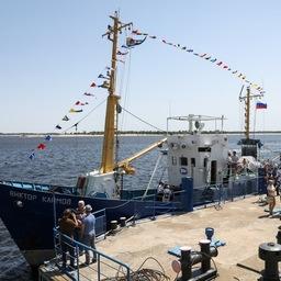 Волгоградскому филиалу ВНИРО передали научно-исследовательское судно «Виктор Климов». Фото пресс-службы областной администрации
