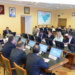 Решение о создании рабочей группы приняли на расширенном совещании в Росрыболовстве. Фото пресс-службы ФАР