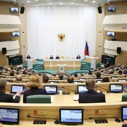 На пленарном заседании 2 декабря Совет Федерации рассмотрел вопрос о ратификации Соглашения о мерах государства порта. Фото пресс-службы СФ