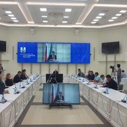 Проблему избыточных административных барьеров обсудили в сентябре на заседании Сахалинского рыбохозяйственного совета. Фото пресс-службы регионального агентства по рыболовству