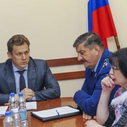 Возглавил рабочую группу министр рыбного хозяйства субъекта Андрей ЗДЕТОВЕТСКИЙ. Фото пресс-службы правительства региона