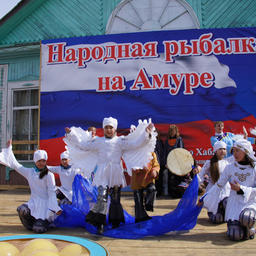 Настроение мероприятию задали творческие презентации команд-участниц