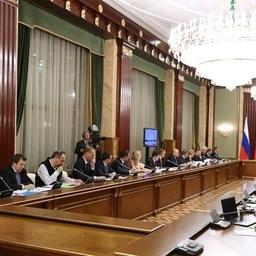 Премьер-министр Дмитрий Медведев провел совещание о реализации «дорожных карт» национальной предпринимательской инициативы. Фото пресс-службы Правительства РФ.