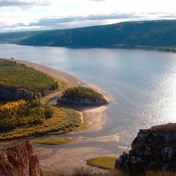 Река Лена. Фото с сайта travel-ykt.ru