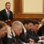 Министр образования и науки Дмитрий ЛИВАНОВ выступил на заседании Правительства РФ. Фото пресс-службы Минобрнауки. 
