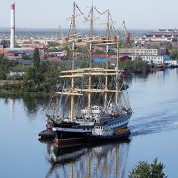 «Крузенштерн» заходит в Калининград. Фото с сайта кругосветки
