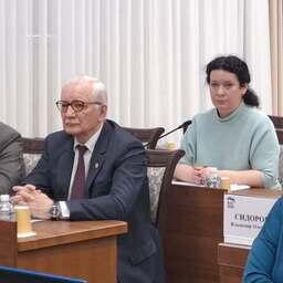 В правительственном часе приняли участие руководители рыбохозяйственных ассоциаций и предприятий края