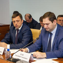 Заместитель руководителя Росрыболовства Михаил ИВАНИК и директор департамента регулирования в сфере рыбного хозяйства и аквакультуры Минсельхоза Евгений КАЦ