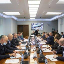 В Совфеде состоялся круглый стол, посвященный дальнейшей реализации механизма инвестквот. Фото пресс-службы СФ 