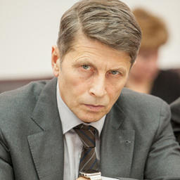 Зампредседателя правительства Сахалинской области Сергей ПОДОЛЯН
