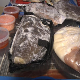 В ходе обысков изъята и другая продукция. Фото пресс-службы УМВД России по Сахалинской области