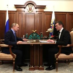 Президент Владимир ПУТИН провел рабочую встречу с врио губернатора Хабаровского края Михаилом ДЕГТЯРЕВЫМ. Фото пресс-службы главы государства