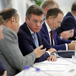 В Минсельхозе прошло совещание по вопросам развития рыбохозяйственного комплекса с участием отраслевых ассоциаций. Фото пресс-службы министерства