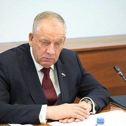 Совещание провел первый заместитель председателя комитета Совета Федерации по аграрно-продовольственной политике и природопользованию Сергей МИТИН. Фото пресс-службы СФ