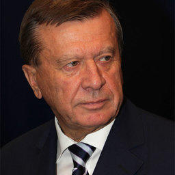 Виктор ЗУБКОВ