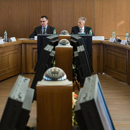 Министр сельского хозяйства РФ Николай ФЕДОРОВ и губернатор Сахалинской области Александр ХОРОШАВИН на совещании по развитию рыбохозяйственного комплекса региона. Фото пресс-службы Минсельхоза