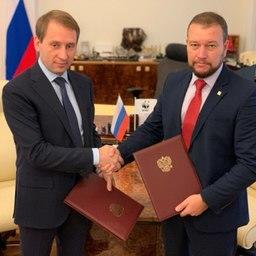 Соглашение подписали глава Минприроды Александр КОЗЛОВ и директор Всемирного фонда дикой природы Дмитрий ГОРШКОВ. Фото Дарьи Буяновой / WWF России