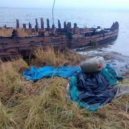 Сети с омулем полиция нашла в трех километрах от поселка Нижнеангарск. Фото пресс-службе УМВД России по Республике Бурятия