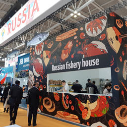 Кейтеринг Russian fishery house расписали в русском стиле