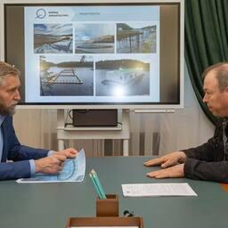 Губернатор Юрий БЕЗДУДНЫЙ провел встречу с учредителем компании-инвестора Вадимом ЗАХАРОВЫМ. Фото Игоря Ибраева, сайт администрации региона