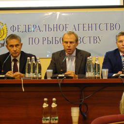 Первый замдиректора ВНИРО Вячеслав Бизиков, заместитель руководителя Росрыболовства Василий Соколов, начальника Управления науки и образования Росрыболовства Константин Бандурин