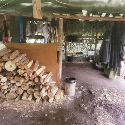 Фигуранты перерабатывали рыбу в палаточном лагере. Фото пресс-службы УМВД по Хабаровскому краю
