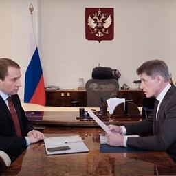 Министр природных ресурсов и экологии Александр КОЗЛОВ встретился с губернатором Приморского края Олегом КОЖЕМЯКО. Фото пресс-службы правительства региона