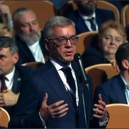 С предложениями по вопросам рыбной отрасли выступил президент ВАРПЭ, председатель комиссии РСПП по рыбному хозяйству и аквакультуре Герман ЗВЕРЕВ.  Скриншот видео на сайте «Смотрим»