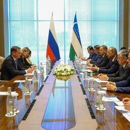 Губернатор Архангельской Александр ЦЫБУЛЬСКИЙ провел встречу с премьер-министром Узбекистана Абдуллой АРИПОВЫМ. Фото из телеграм-канала главы региона