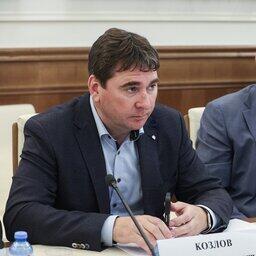Вопрос с колючим крабом на совещании в Совете Федерации поднял президент Ассоциации рыбопромышленных предприятий Сахалинской области Максим КОЗЛОВ. Фото пресс-службы СФ