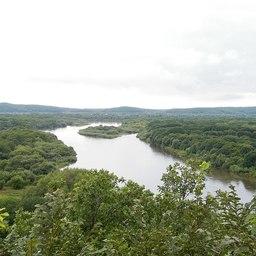 Река Уссури у поселка Горные Ключи. Фото Andshel («Википедия»). Файл доступен по лицензии Creative Commons Attribution-Share Alike 3.0 Unported