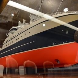 Большой морозильный рыболовный траулер проекта СТ-192. Фото с сайта portnews.ru