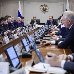 Генеральный директор ОСК Андрей ПУЧКОВ выступил на заседании Комитета Совета Федерации по экономической политике. Фото пресс-службы СФ