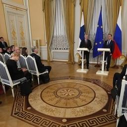 Премьер-министры Антти РИННЕ и Дмитрий МЕДВЕДЕВ ответили на вопросы журналистов по итогам российско-финляндских переговоров. Фото пресс-службы правительства РФ