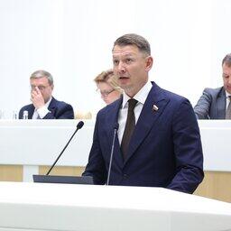 Председатель Комитета Совета Федерации по аграрно-продовольственной политике и природопользованию Александр ДВОЙНЫХ. Фото пресс-службы СФ