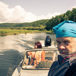 Ассоциация коренных малочисленных народов Севера Хабаровского края и WWF России провели на Амуре обследования нерестилищ. Фото с сайта фонда