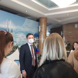 О работе пропускной системы журналистам рассказал зампред правительства – министр цифрового развития и связи Приморского края Сергей МАКСИМЧУК