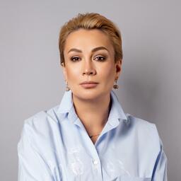 Руководитель холдинга DEGA Надежда ДЬЯКОВА