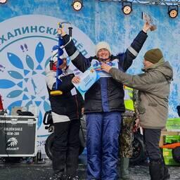Лучших рыболовов поощрили ценными подарками и денежными наградами. Фото пресс-службы правительства Сахалинской области