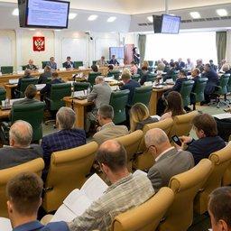 В Совете Федерации прошло заседание Совета по вопросам АПК и природопользования: рассматривались проблемные вопросы в сфере рыболовства и аквакультуры. Фото пресс-службы Совфеда