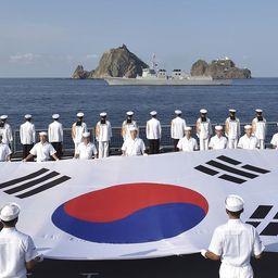 Южнокорейские военные учения вблизи Токто (Лианкура). Фото 대한민국 국군 («Википедия»)